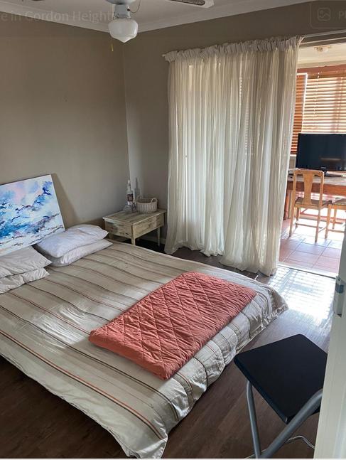 2 Bedroom Property for Sale in Gordons Bay Western Cape